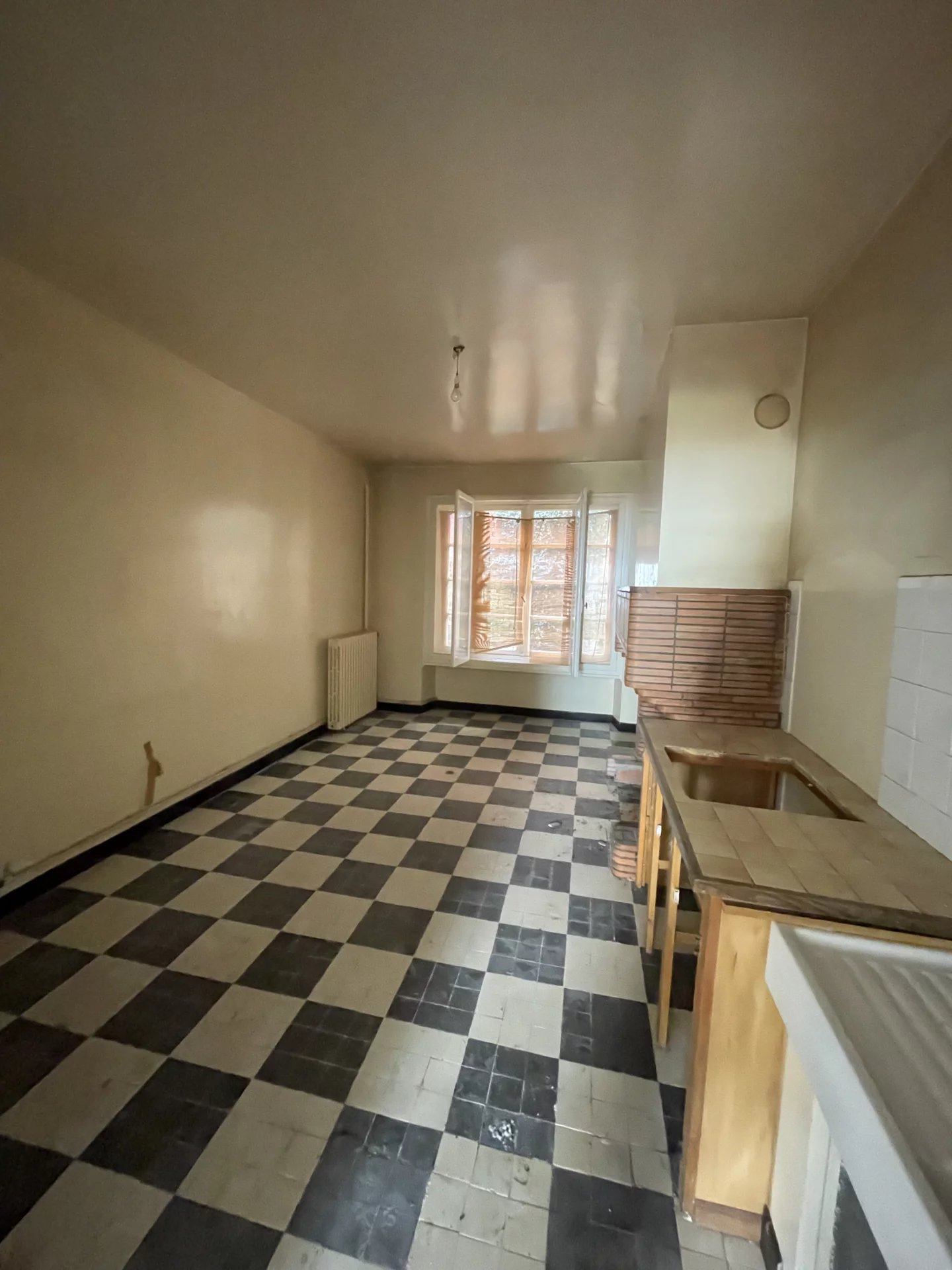 Maison T9 de 245m2 - image 9