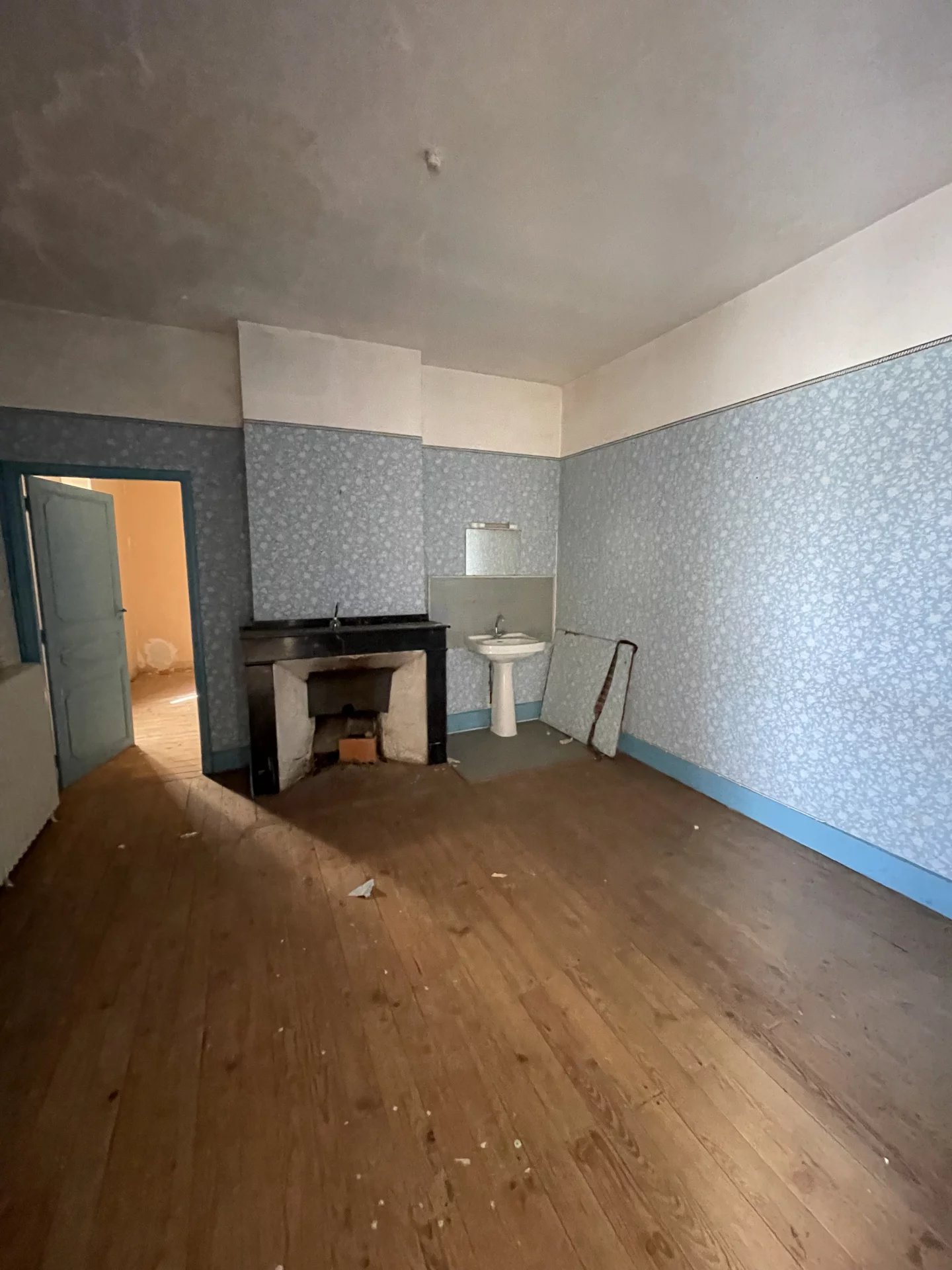 Maison T9 de 245m2 - image 15