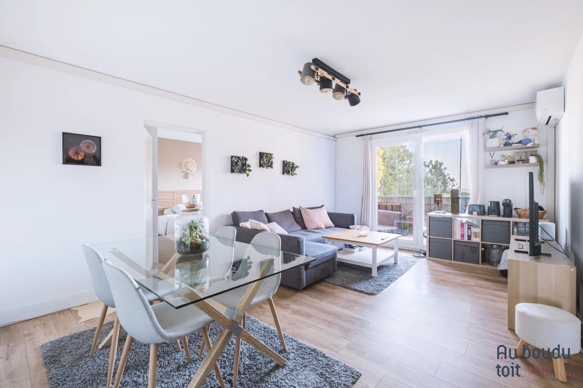 COTE PAVEE - Appartement de type 4 - image 3