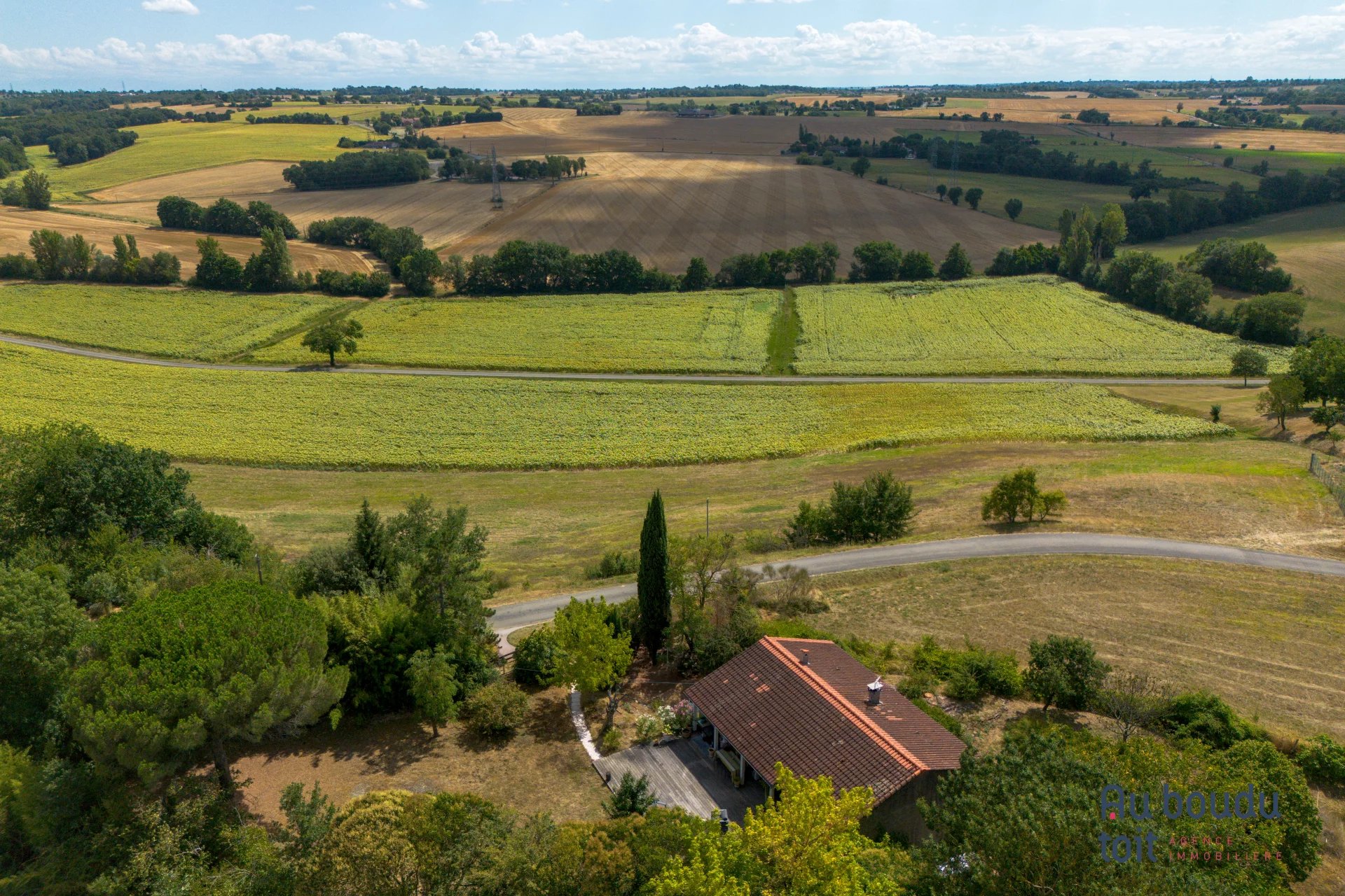 Maison 5 pièces sur une parcelle de 3000m2 - image 4