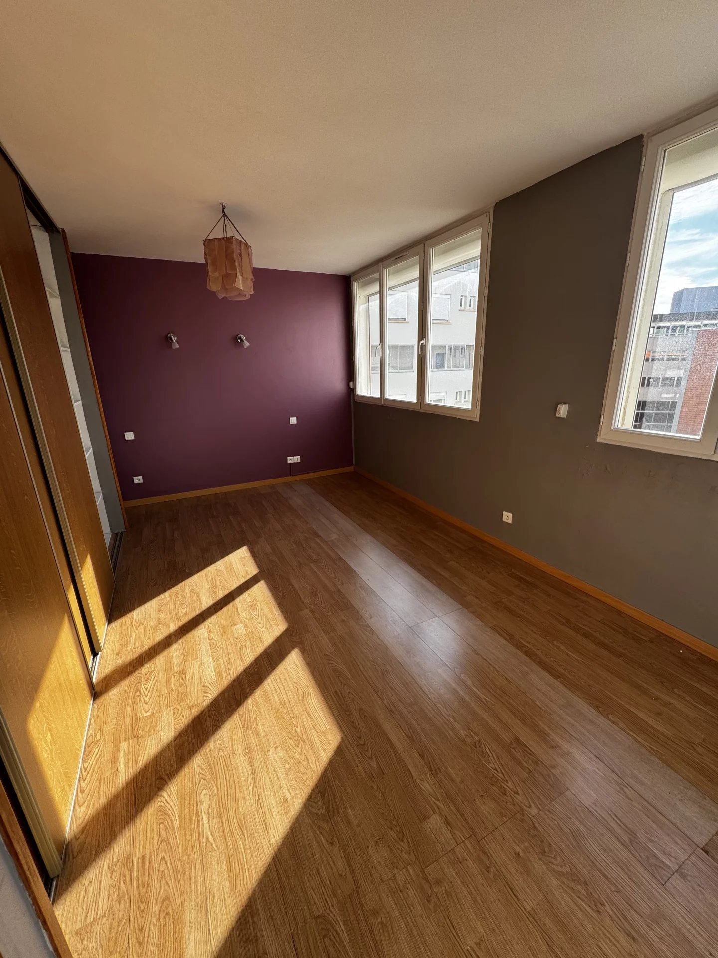 T3 Duplex au quartier des minimes - image 4