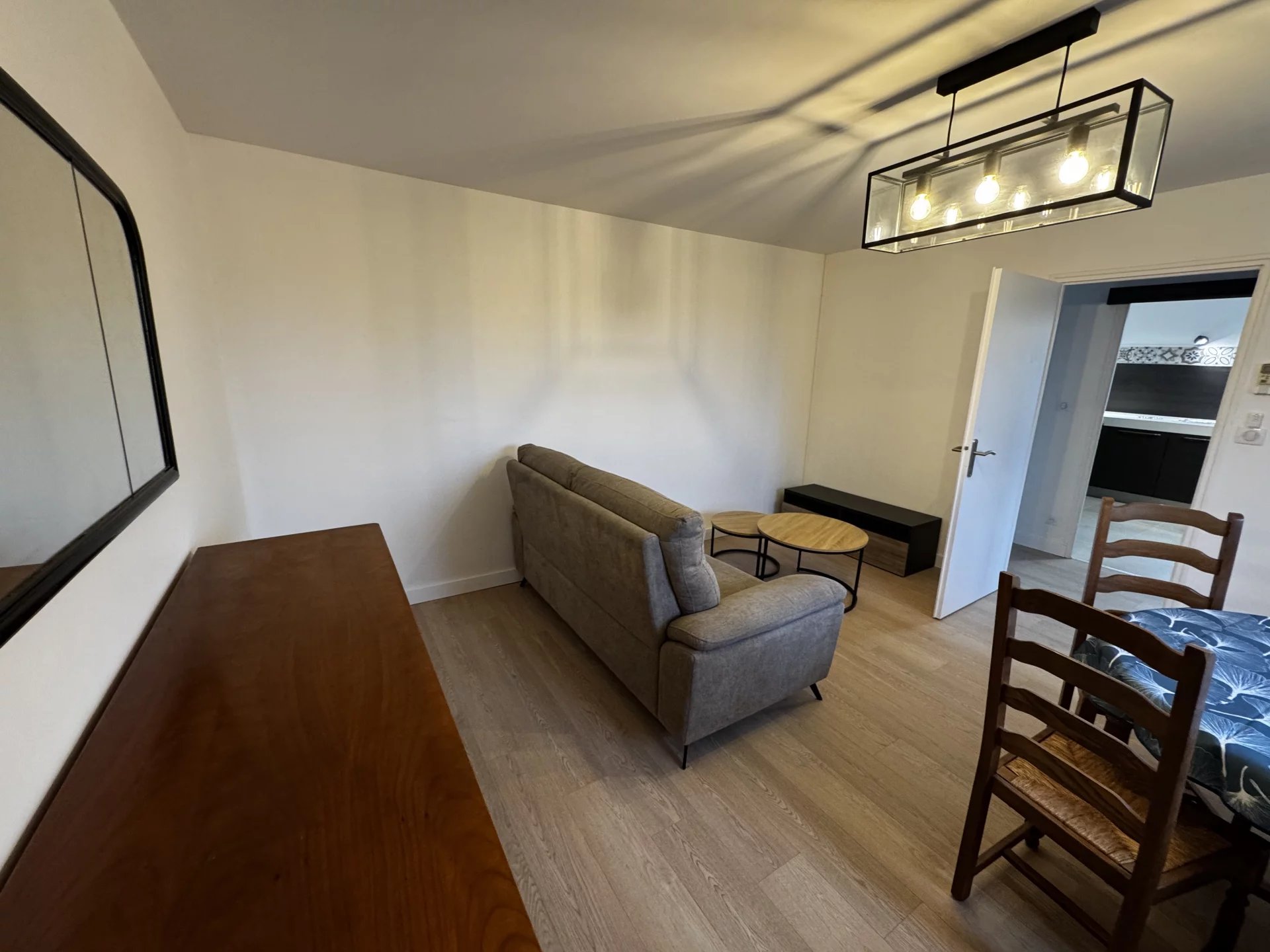 T3 meublé de 64m2  à louer - image 4
