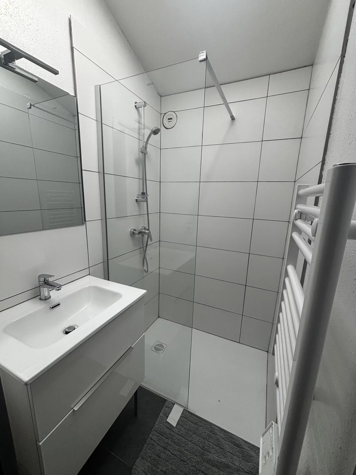 AUTERIVE - Appartement T2 meublé - image 6