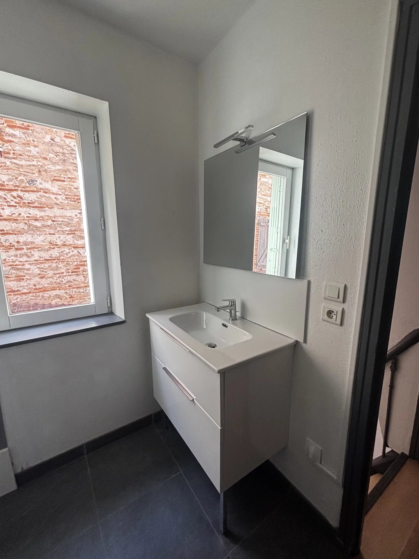 AUTERIVE - Appartement T2 meublé - image 3